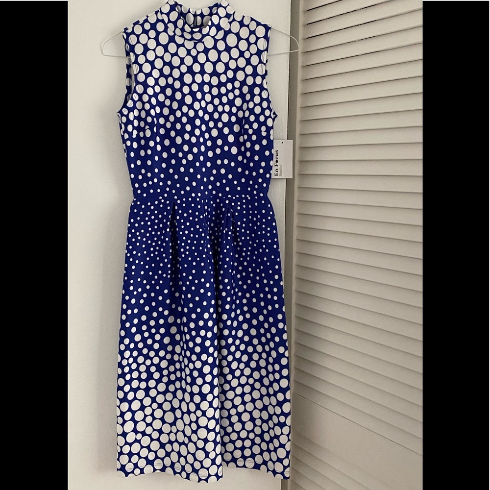 Polka dot sleeves dress